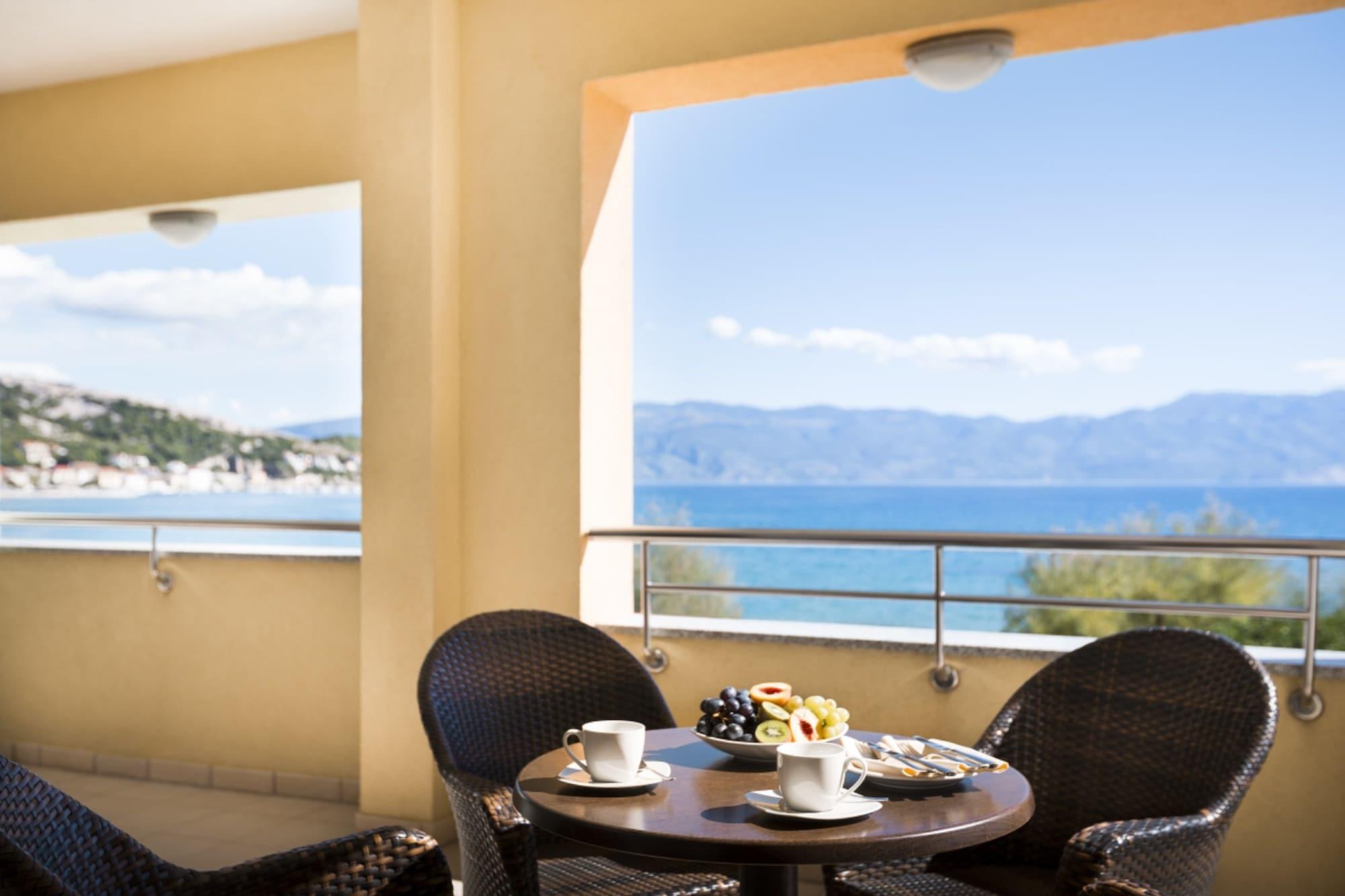 Valamar Atrium Residence باشْكا المظهر الخارجي الصورة