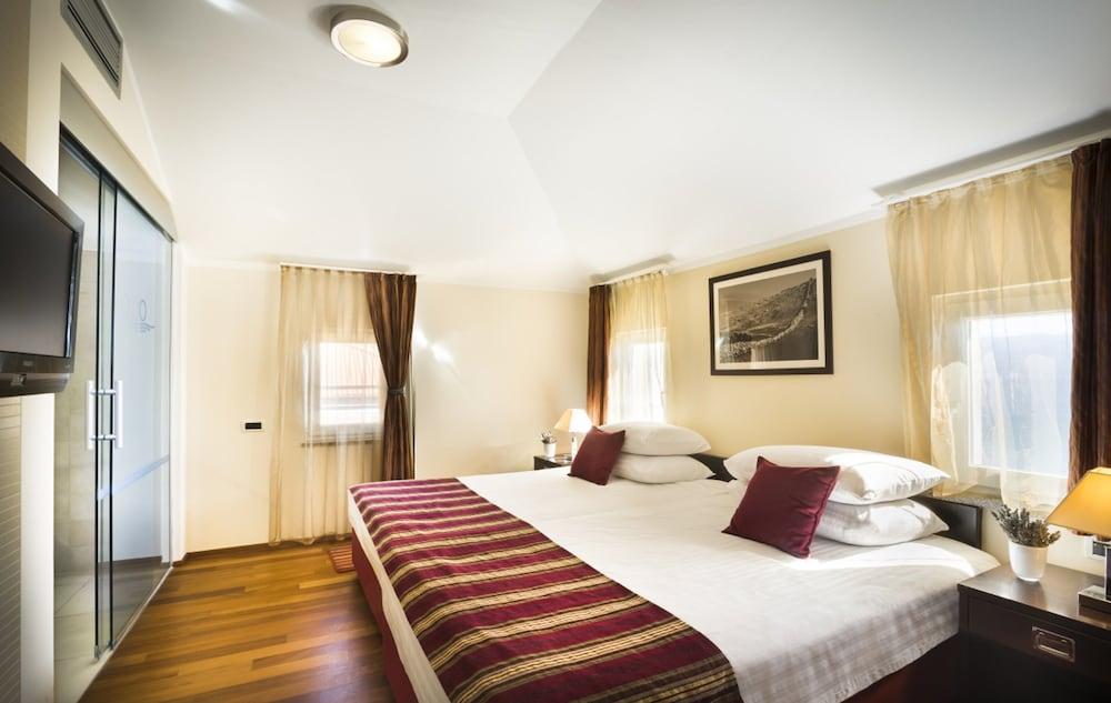 Valamar Atrium Residence باشْكا المظهر الخارجي الصورة