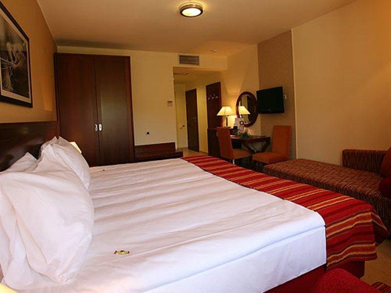 Valamar Atrium Residence باشْكا المظهر الخارجي الصورة