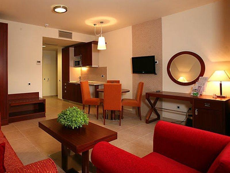 Valamar Atrium Residence باشْكا المظهر الخارجي الصورة