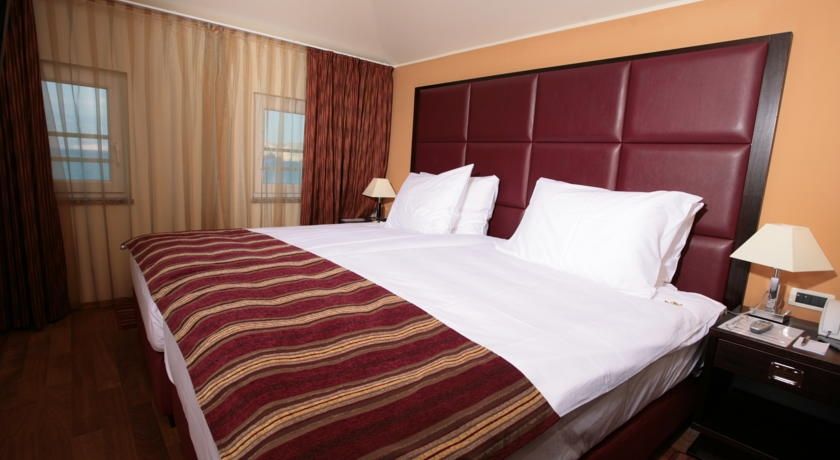 Valamar Atrium Residence باشْكا المظهر الخارجي الصورة