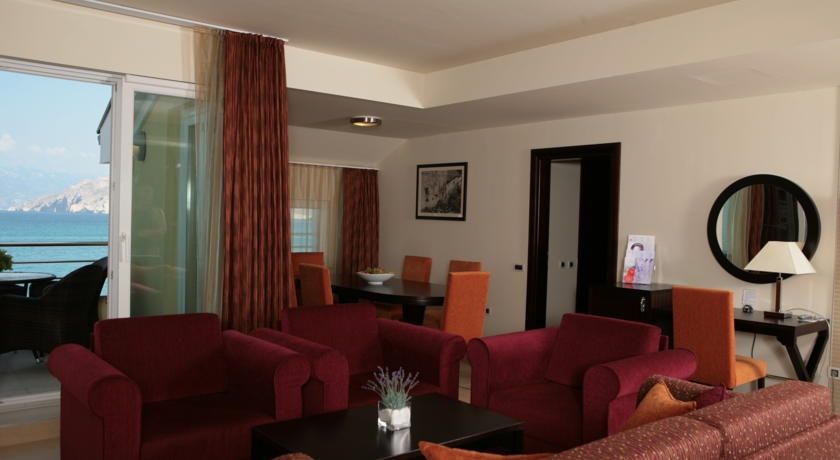 Valamar Atrium Residence باشْكا المظهر الخارجي الصورة