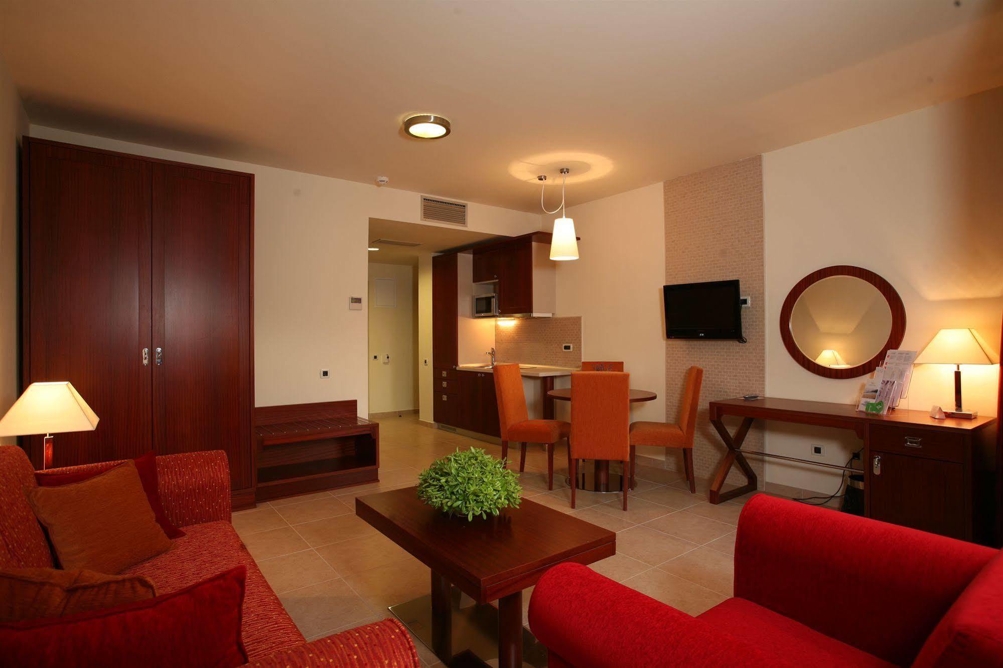 Valamar Atrium Residence باشْكا المظهر الخارجي الصورة