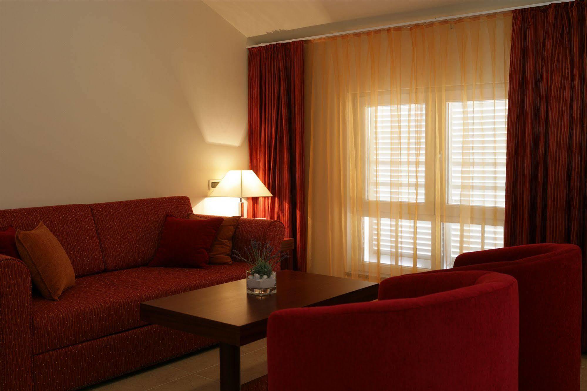 Valamar Atrium Residence باشْكا المظهر الخارجي الصورة